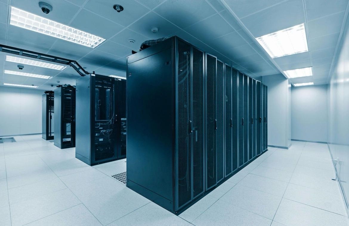 Hosting y Dominios